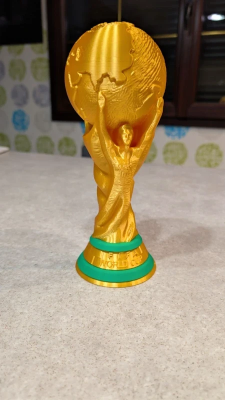 Réplique Trophée Coupe du Monde de Foot - 25cm - Finition Dorée